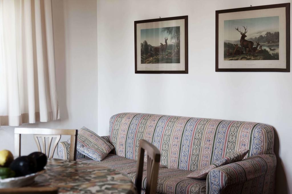 Tenuta Di Colle Alberti Agriturismo Villa Cerreto Guidi Room photo